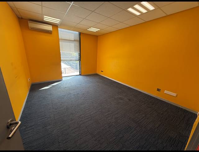 310M² OFFICE TO LET IN ROSEBANK